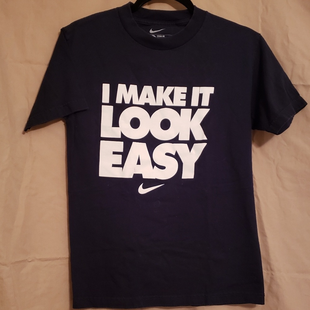 Nike short sleeve t-shirt
